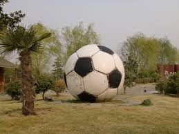 世体：巴萨根据规则无缘替代莱昂去世俱杯，递补